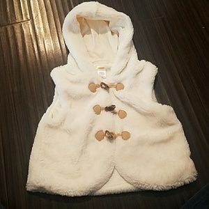Gymboree faux fur vest 4t